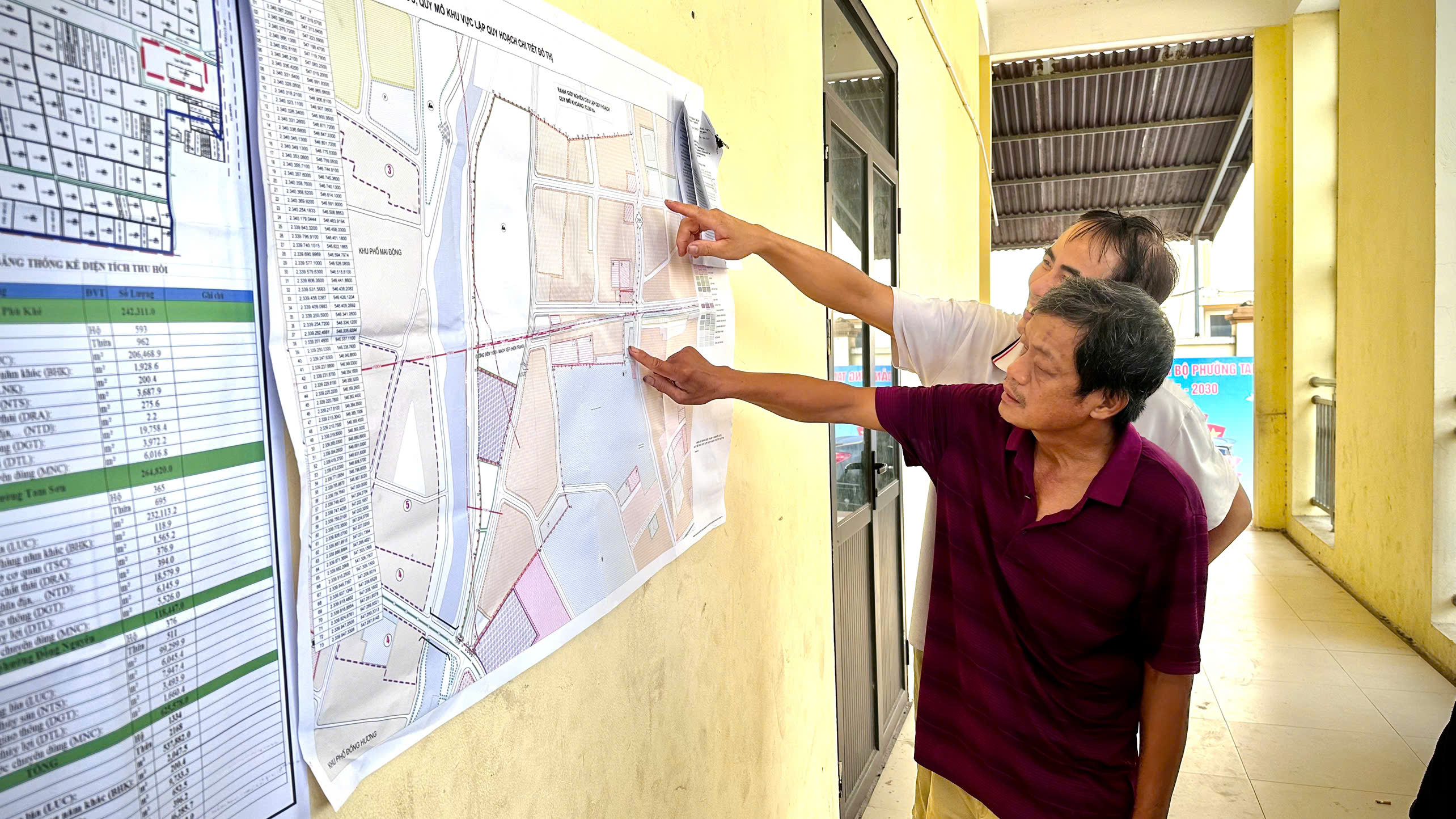 Phổ biến về chủ trương, các chế độ chính sách liên quan đến công tác bồi thường, hỗ trợ và tiếp nhận ý kiến của các hộ dân Tổ dân phố Thọ Trai